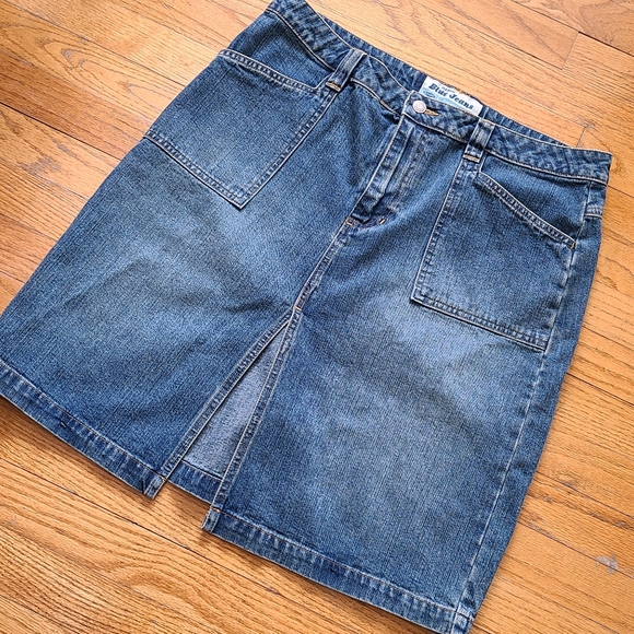Denim Skirt Retro Style Old Navy Sz 14 100%Cotton..patch pockets & front slit - Picture 2 of 14